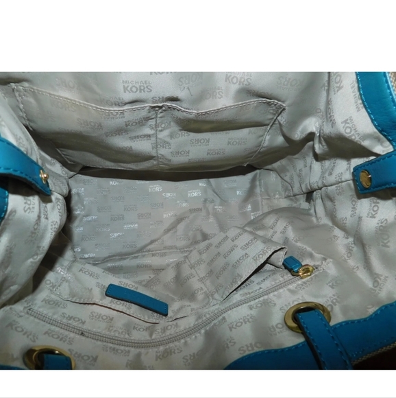 NWOT Michael Kors Handbag - Picture 5 of 6